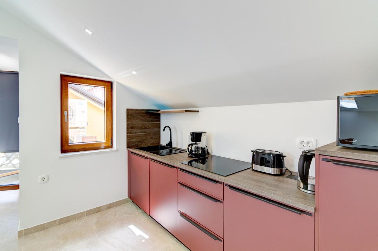 Rote Zora Apartment Senj  Exterior foto