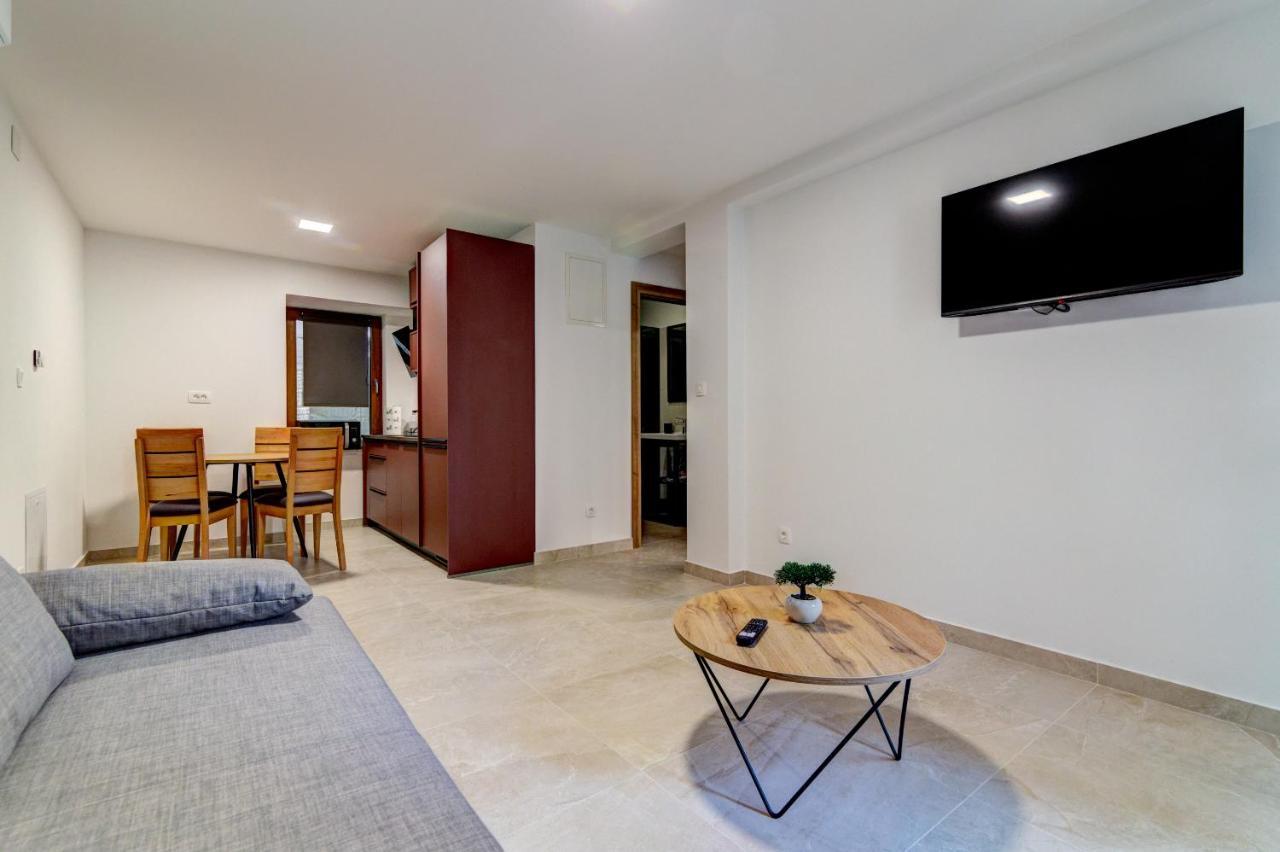 Rote Zora Apartment Senj  Exterior foto