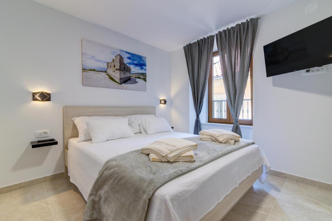 Rote Zora Apartment Senj  Exterior foto